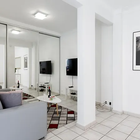 Apartment Sweet Yourhosthelper *